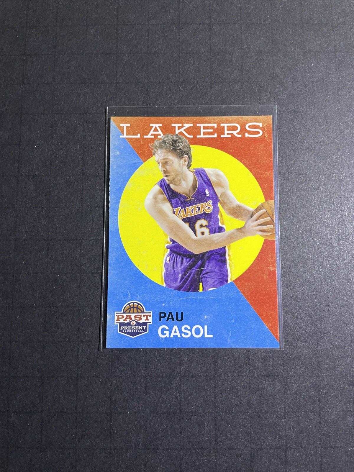 2011-12 Panini Past & Present Pau Gasol Card #122 - Los Angeles Lakers