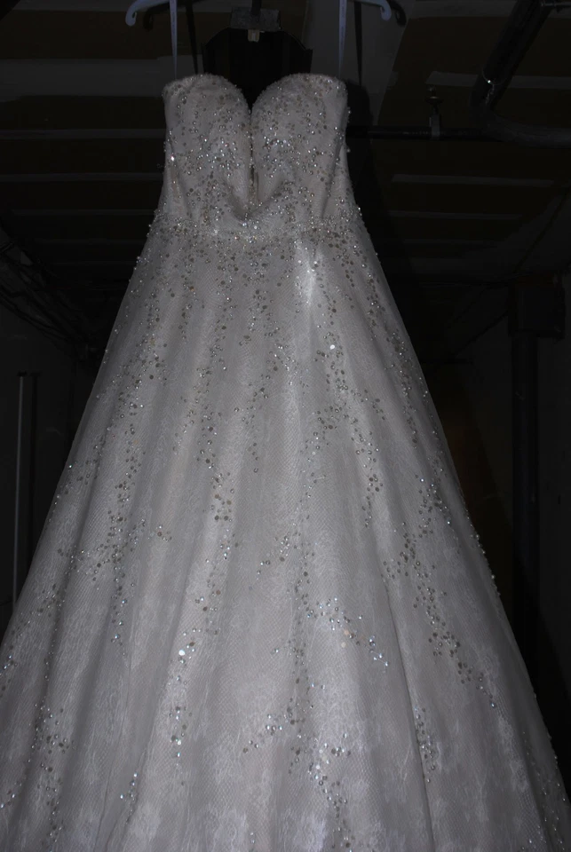 VESTIDO DE NOVIA 995 ALFRED ANGELO ZAFIRO MARFIL/ORO LT/PLATA TALLA 10 $1650 Foto 4 de 4