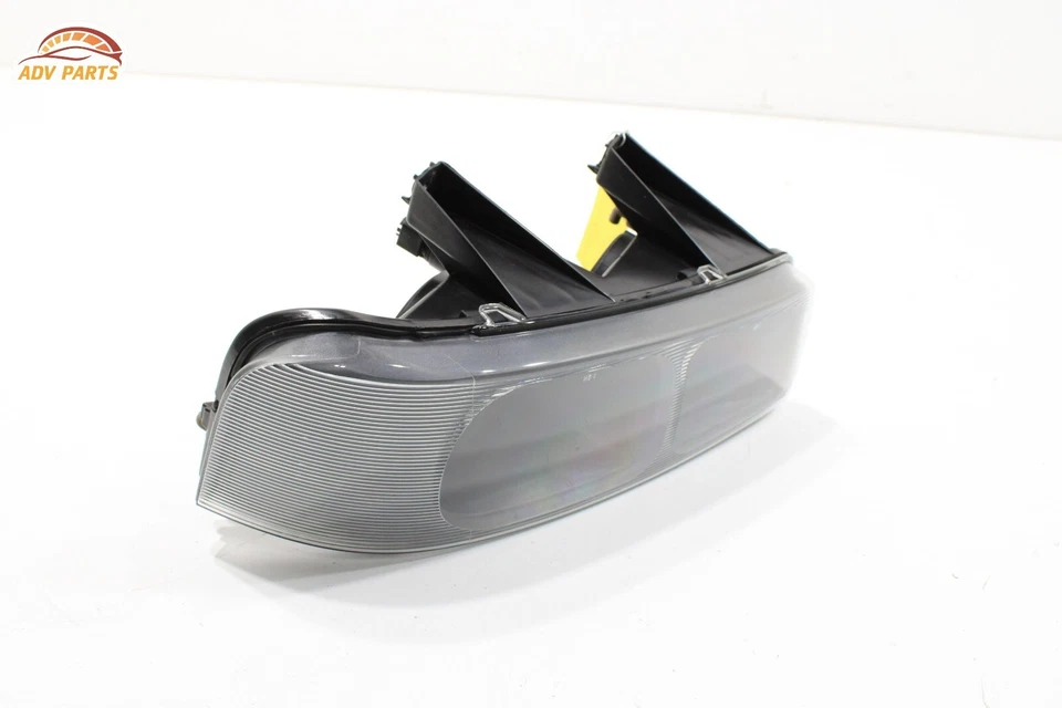 03-24 CHEVROLET EXPRESS 3500 2500 1500 FARO DELANTERO DERECHO LUZ LÁMPARA OEM Foto 2 de 4