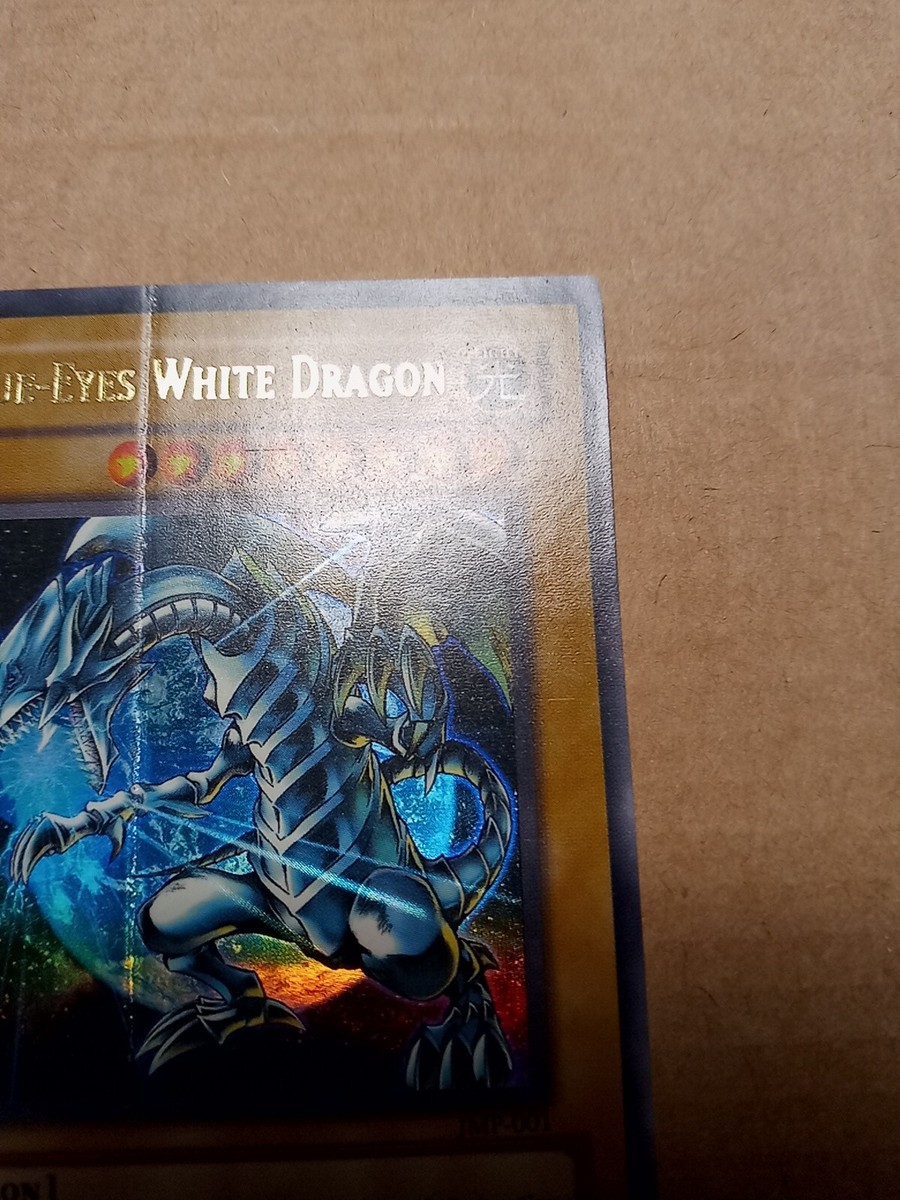 Blue-Eyes White Dragon JMP-001 Ultra Rare Yugioh NM/VLP Folded