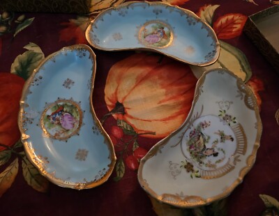 Vintage Bone Dish Set Of 3.