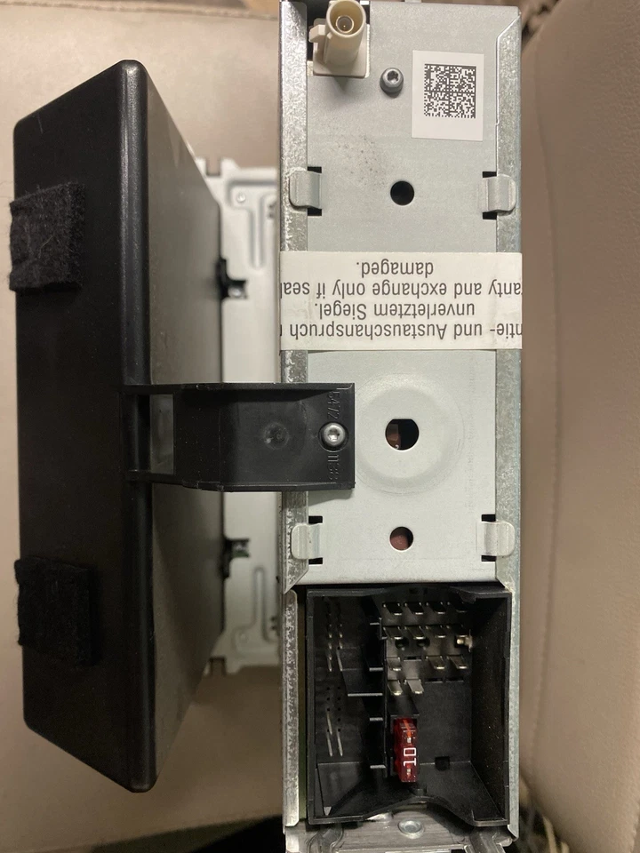 Volkswagen RCD210 Autoradio - Original VW für T5 Caddy Golf Touran Polo - Bild 2 von 3