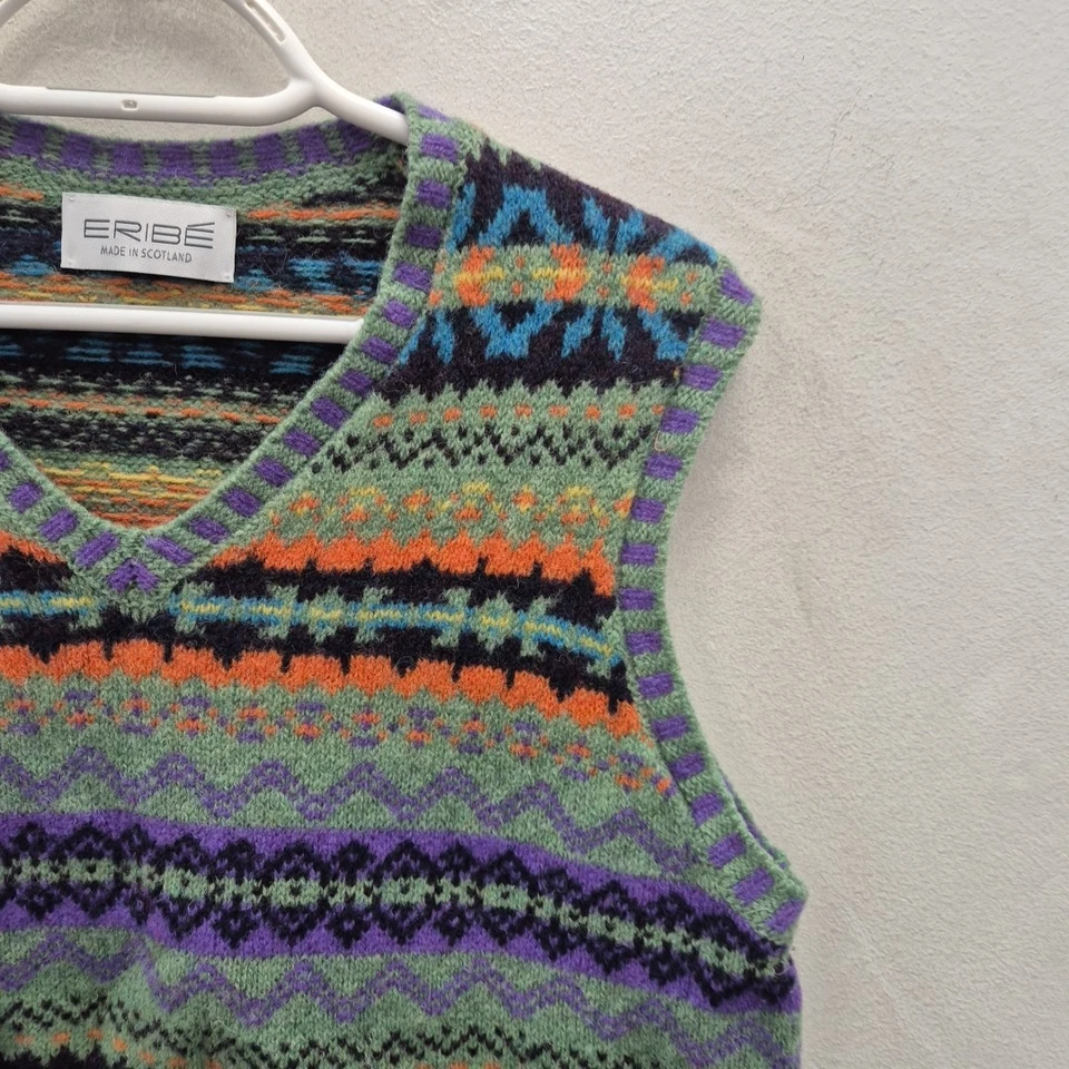 Eribe Scotland Brodie Rupert Wool Green Fair Isle Sweater Tank Top Vest Medium - Image 2 of 4
