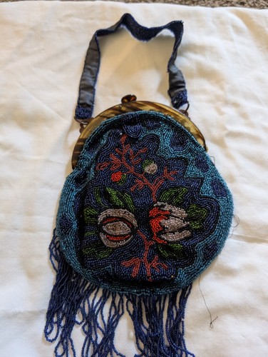 Antique 1920's Art Deco Beaded Flapper Featuring Floral Desgn