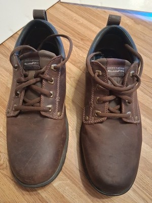Skechers Men's Relaxed Fit Memory Foam Leather Shoes Size 12