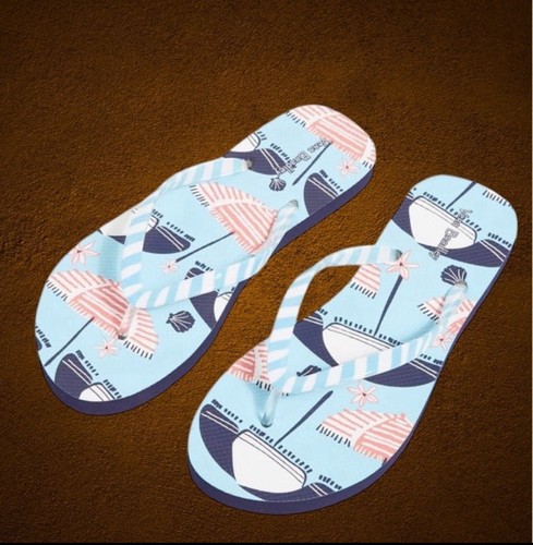 *new* Vera Bradley Women's Outlet Flip Flops Beach Treasures Size 8