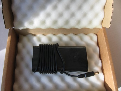 DELL Netzadapter 90 Watt Model HA90 PM180 Netzteil Latitude E7240, E7440 - 第 1/6 張圖片