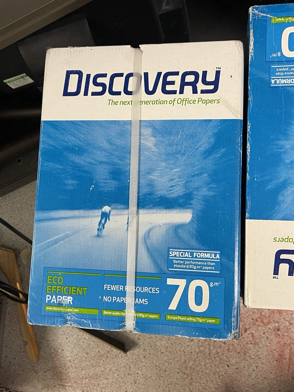 1 x BOX of Discovery A4 70gsm White Paper (Pack of 2500)