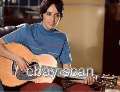 JOAN BAEZ LEGEND SINGER RIGHTS ACTIVIST WITH GUITAR 8X10 PHOTO 24