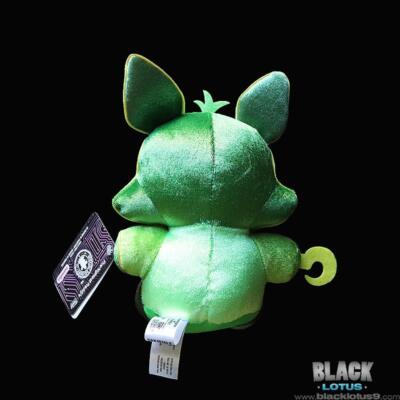 Funko Pop! Plush Five Nights at Freddy's VR Radioactive Foxy 6