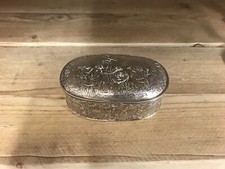 Silberdose 19 Jh. handgetrieben, Tremolierstrisch, Silber