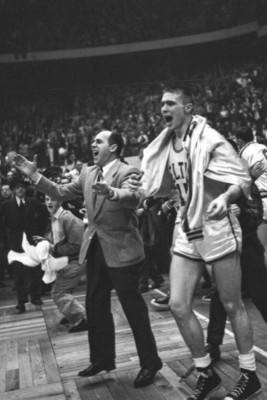 Boston Celtics Basketball 1957 rot Auerbach 4x6 Foto
