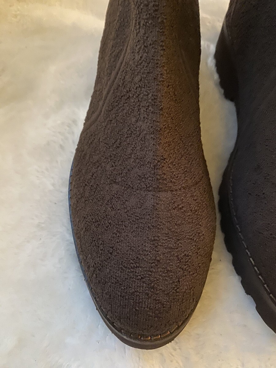NEW $150 Andre Assous Womens Pisces Featherweight Brown  New Andre Assous Women\'s Pisces Featherweight Chocolate Brown Boots, Size 7 main image 0