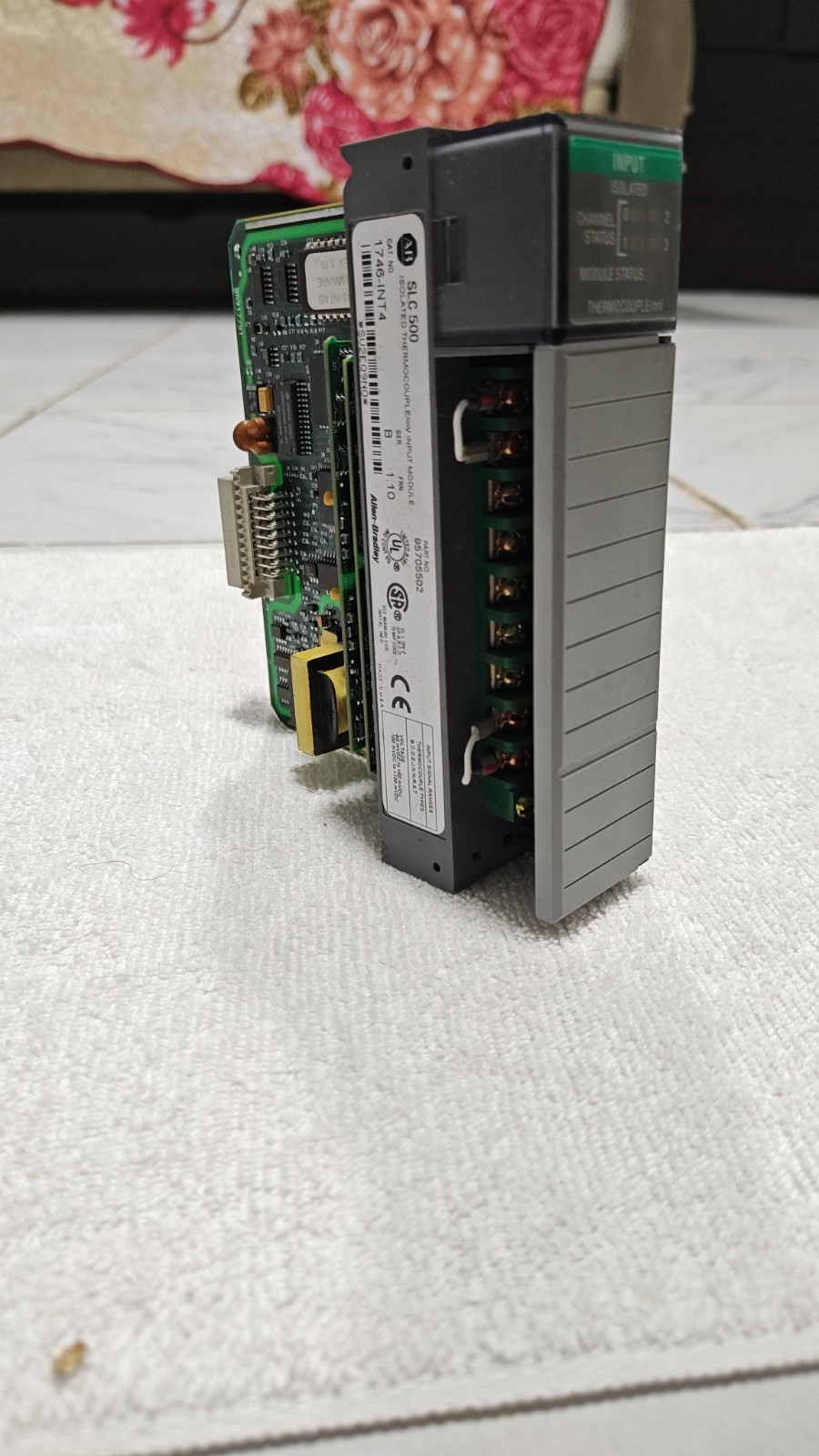 Allen Bradley 1746-INT4 Ser A SLC 500 Isolated Thermocouple Module 