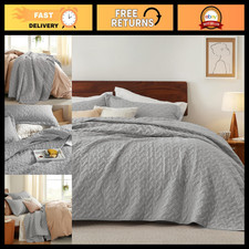 Lightweight King Size Quilt Set, Soft Grey Comforter, Cozy Bedspread for Bedroom