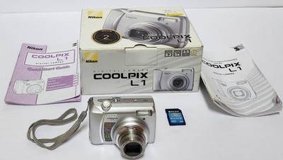 Nikon COOLPIX L1 6.2MP Digital Camera Silver Tested W/ Memory Card 
