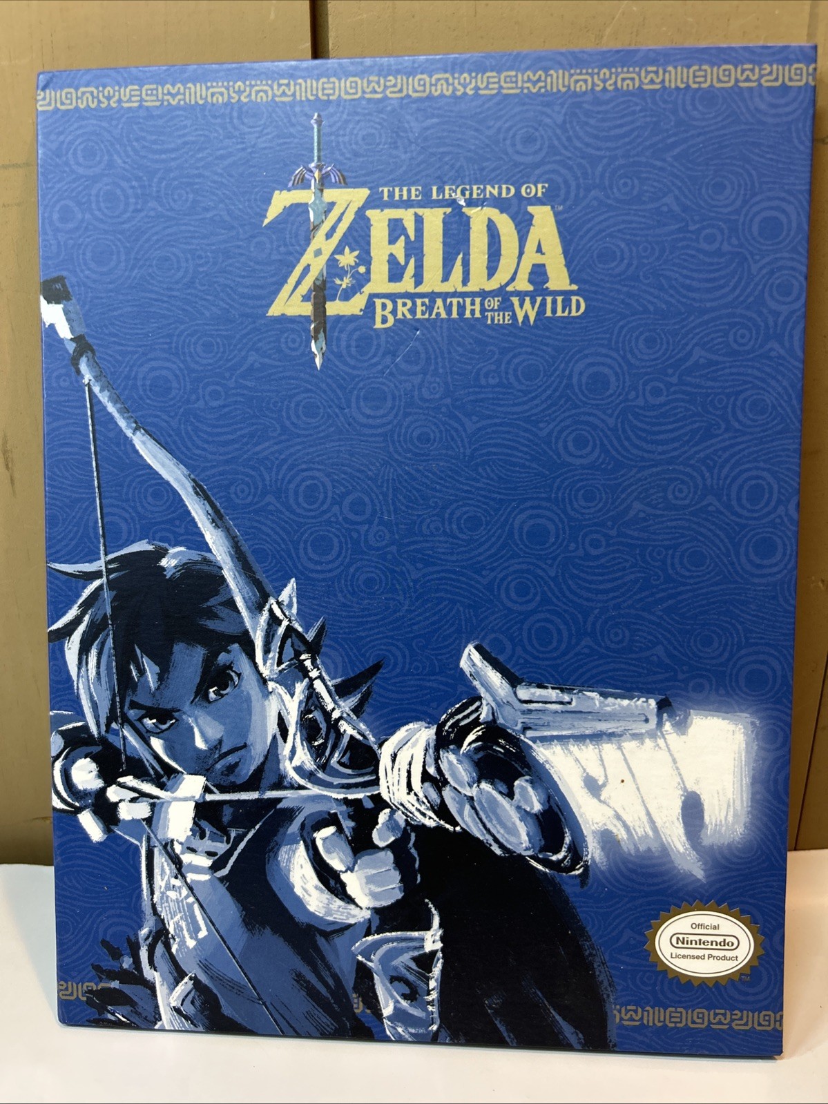 Legend Of Zelda Breath Of The Wild One Collectible Coin & Book THINKGEEK