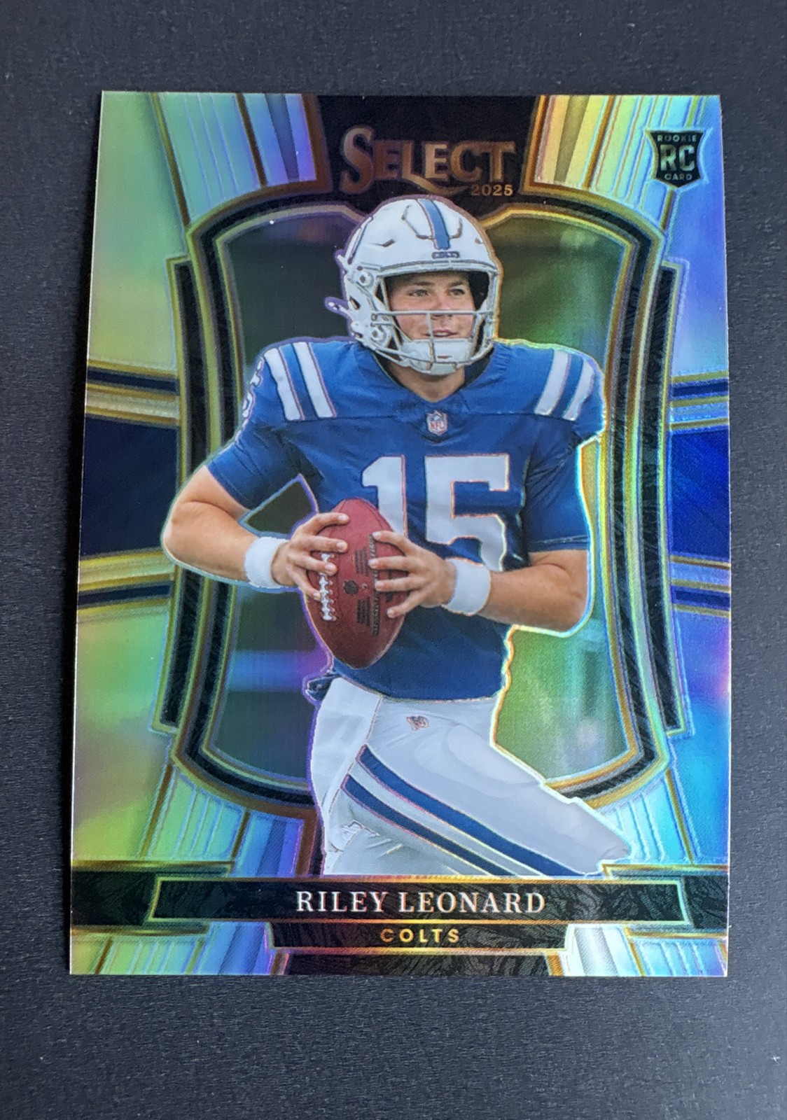 2025 Panini Select - Premier Level Riley Leonard #133 Silver Prizm (RC)