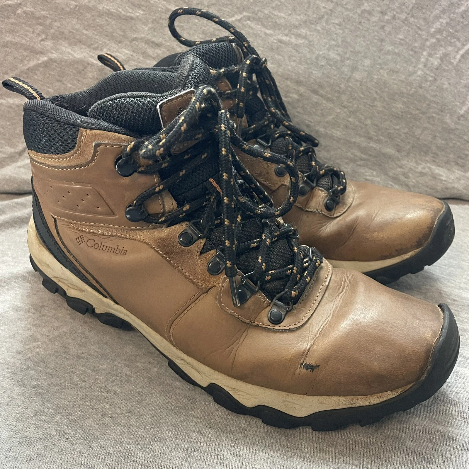 Columbia Men’s Boots Size 10 BM3970-289 Hiking Camping Outdoor
Opens in a new window or tab