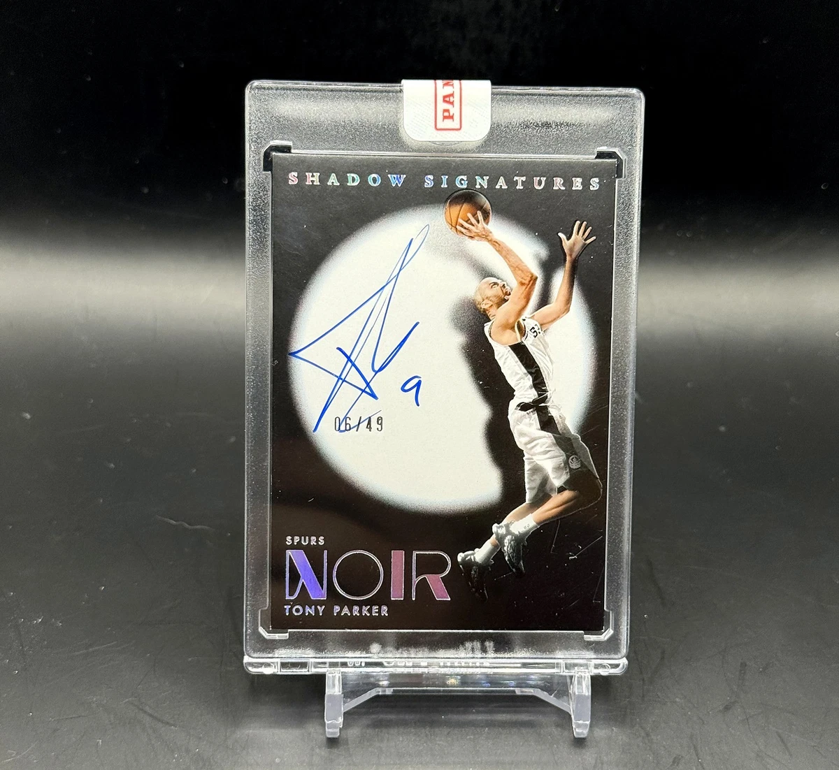 Panini Tony Parker Basketball Autographed Sports Trading Cards