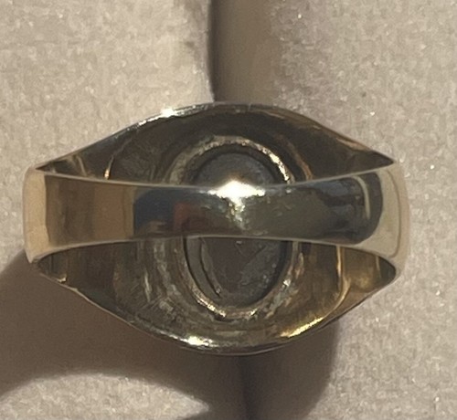 Vietnam War Era Black Star Sapphire & Gold Ring - Picture 3 of 6