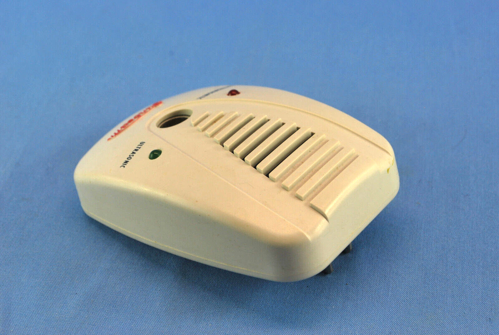 Sunbeam Deluxe Ultrasonic SB200 Electromagnetic Insect/Pest Repeller FREE SHIP!