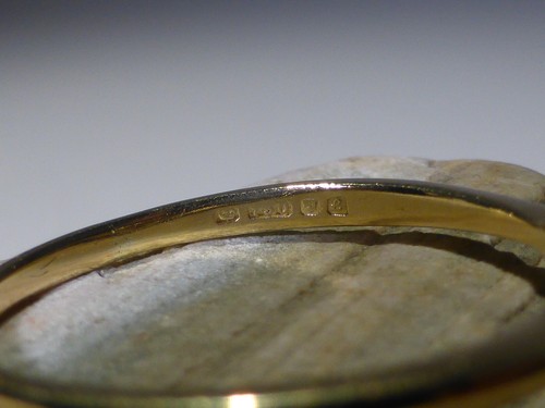 18ct Gold Diamond Coral Ring UK Hallmark Maker Cropp & Farr Size P 1/2 Boxed - Picture 16 of 24