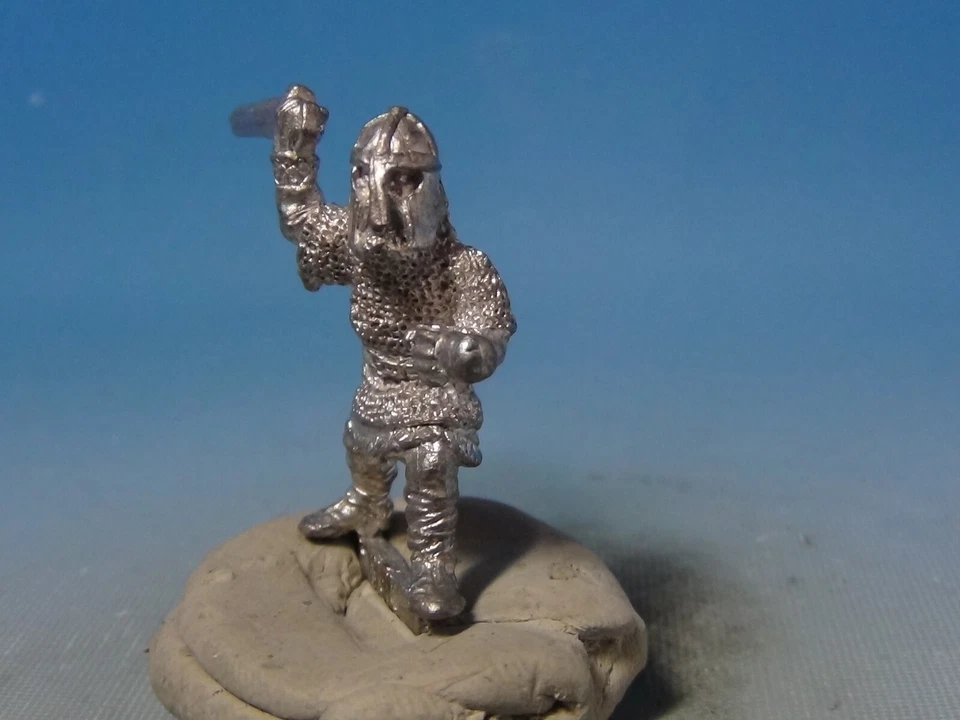 Warhammer Fantasy Battle Dark Ages Viking Norse Warrior 1980s D&D Character OOP - Image 3 of 4