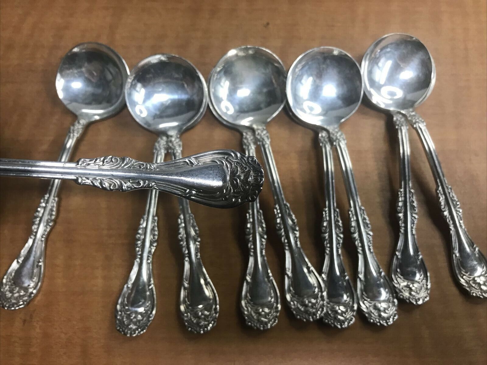 Set of 10 HANOVER Wm A Rogers Silverplated 5 1/2 Boullion Spoons No Mono 