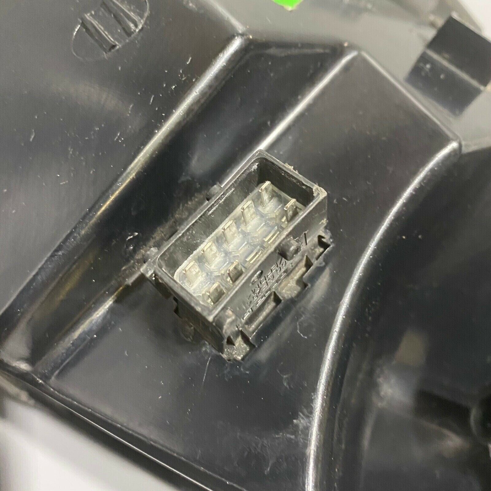 Aston Martin DB9 2005-2012 Right Inner Headlight