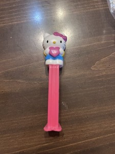 Hello Kitty Pez Dispenser