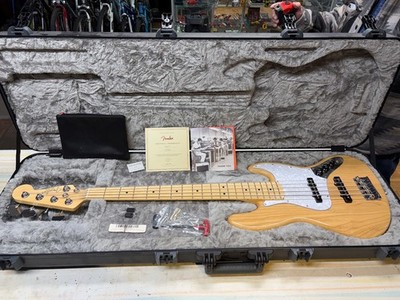 Fender American Jazz Bass V Natural  w/ Hard case- Free Shipping