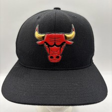 Chicago Bulls NBA Mitchell Ness Nostalgia Black/Red SnapBack Hat OSFM