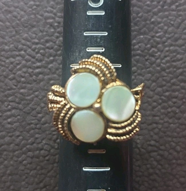 Vintage 80s Mother of Pearl Trio Ring Size 6.5 6 1/2 Adjustable Yellow Gold-Tone