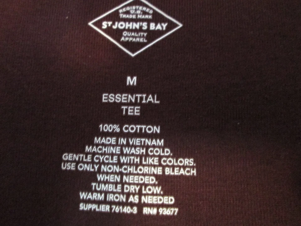 Camiseta St. John's Bay Feminina Decote V Manga 3/4 Macia - Borgonha Ousada - Tamanho M - Imagem 2 de 4