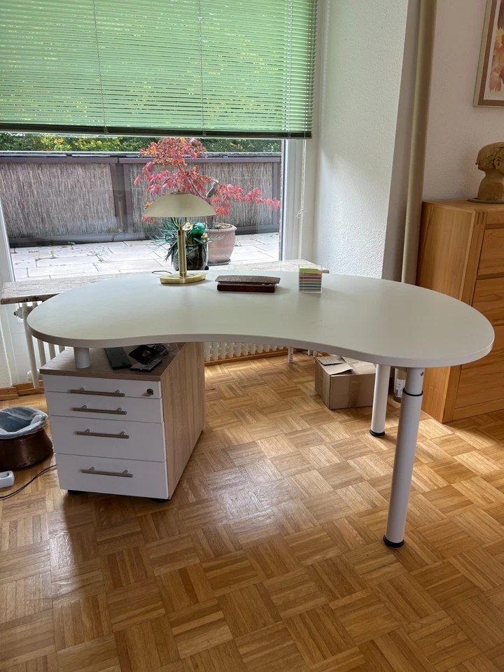 praktisch, eleganter Schreibtisch - weiß - höhenverstellbar mit Unterschrank