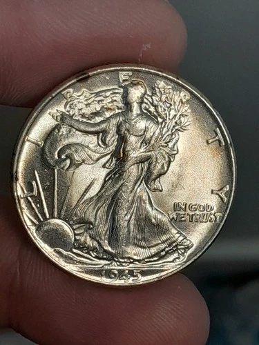 1945- P Liberty Walking Silver Half Dollar BU