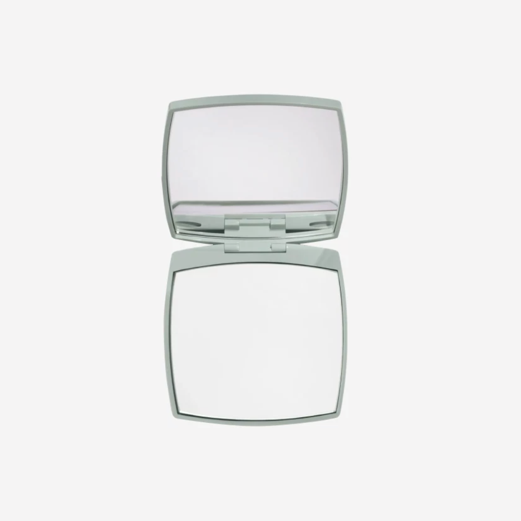 CHANEL Miroir Double Facettes 131 キャヴリエ s-l400.jpg