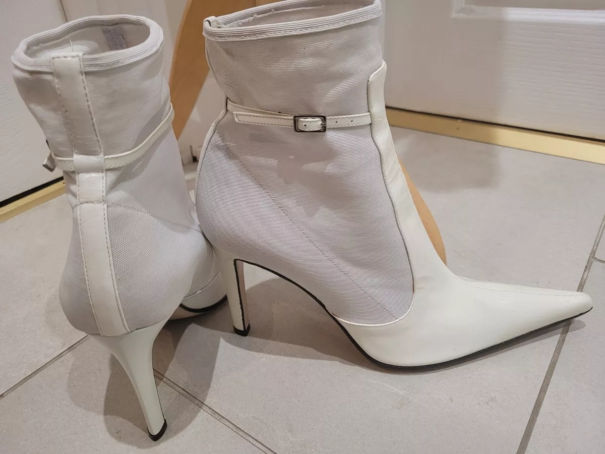 Sergio Rossi 40 White Patent Italian Leather Mesh Pointed Stiletto Ankle Boots