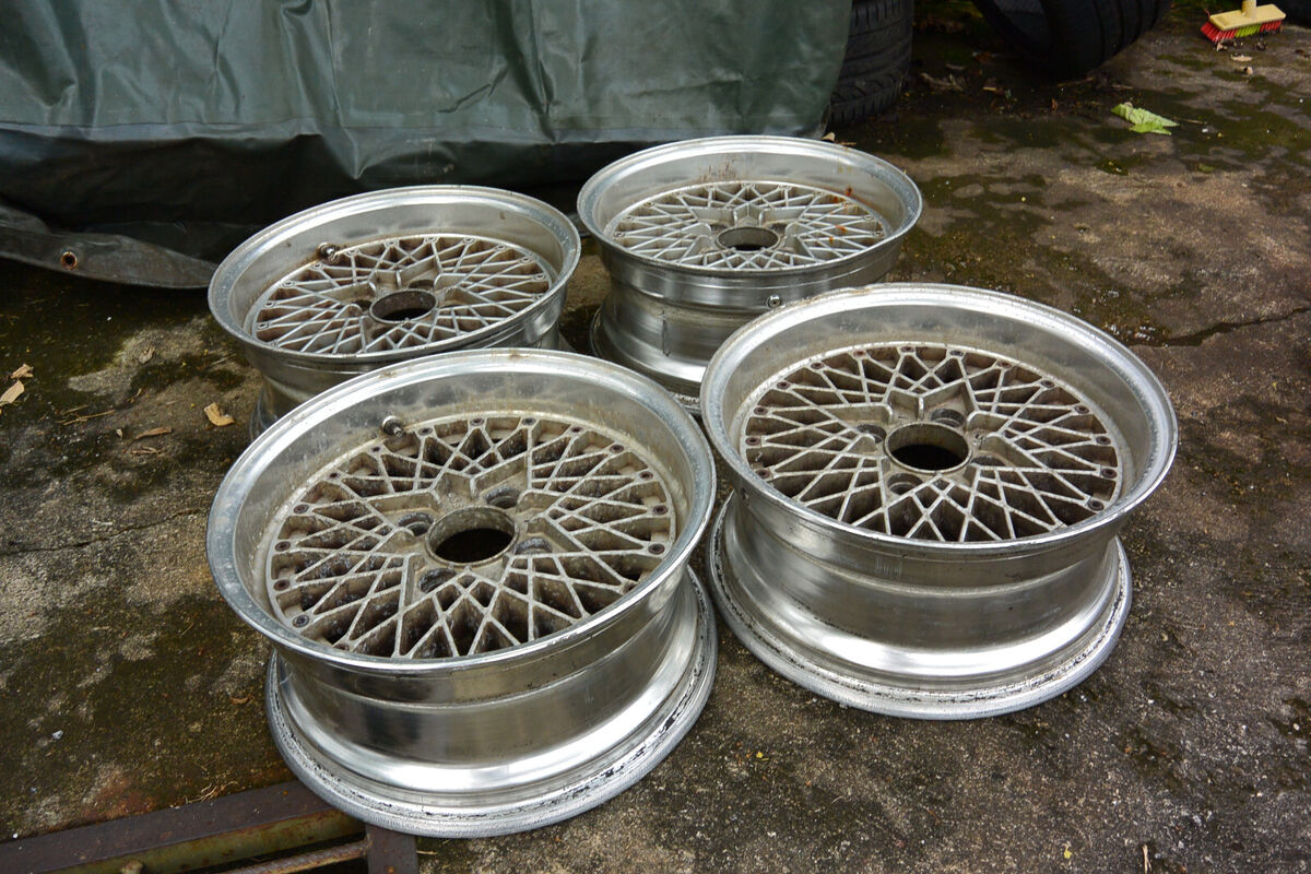 s-l1200.jpg s-l1200.jpg