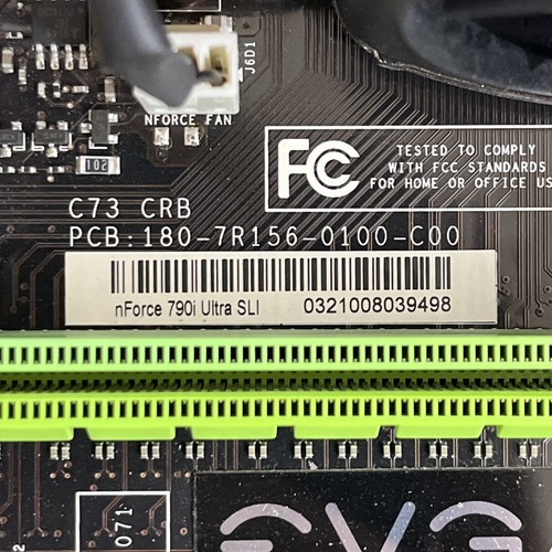 Placa madre EVGA nForce 790i Ultra SLI LGA 775 + Core 2 Quad Q9300 con escudo IO - Imagen 5 de 12