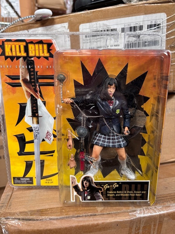 New NECA KILL BILL Here Comes the Bride Crazy GO-GO YUBARI ACTION FIGURE