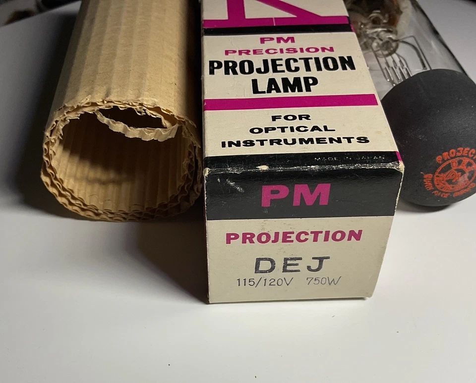 DEJ 750W 115V-125V Proyección BOMBILLA Bell & Howell 16mm LÁMPARA NUEVA 269302 Foto 2 de 4