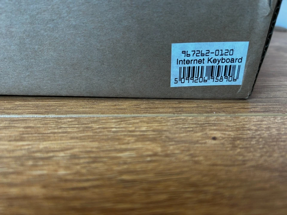 Logitech Y-ST39 P/s2 Internet Keyboard New Unused - Image 3 of 4