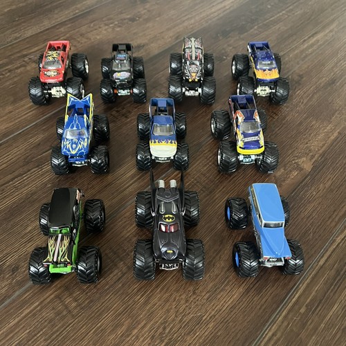 Hot Wheels Monster Jam 1:64 BUNDLE X 10-New