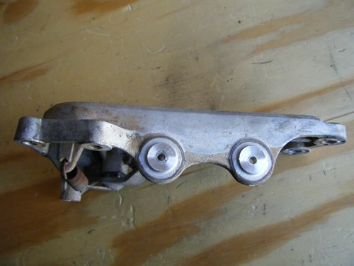81-83 VIRAGO XV920 XV 920 FOOTPEG FOOT PEG EXHAUST MOUNT BRACKET YAMAHA - Picture 2 of 4