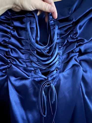 Verkaufe einmal getragenes Cocktailkleid Gr. 36, Blau mit Stola - Bild 3 von 4