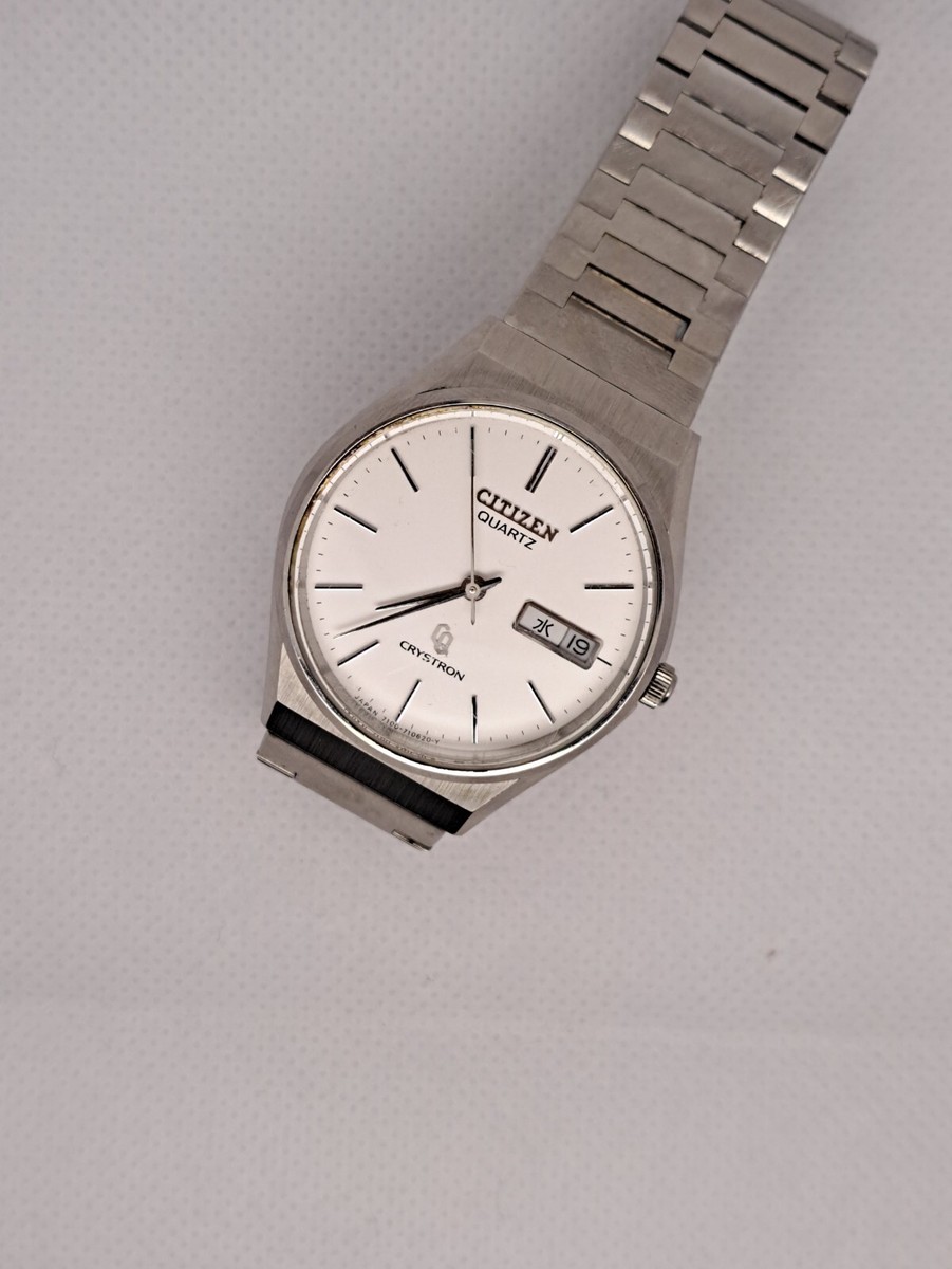 Vintage Citizen Crystron 4-710029k Quartz Japan Men's Watch Vintage Citizen Crystron 4-710029k Quartz Japan Men's Watch
