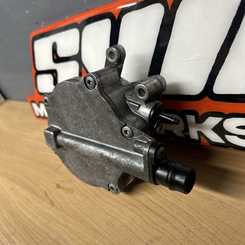 06-18 BMW X5 X6 E70 E71 E72 F15 F16 F10 N63 4.4L V8 ENGINE VACUUM PUMP OEM - Picture 5 of 14