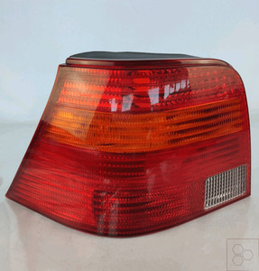 1J6945096R Rücklicht. Rechts VOLKSWAGEN GOLF (1J) 1.4 16V Ber. 3p/b/1390cc